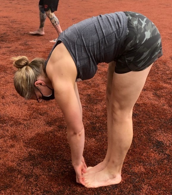 bloomingdale IL chiropractor toe touch flexibility back pain