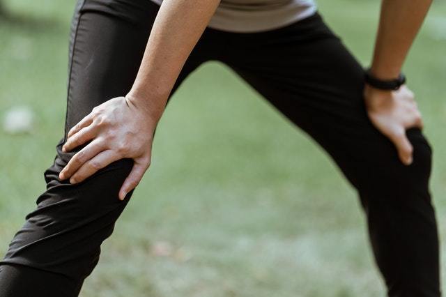 knee pain sports chiropractor bloomingdale il ducat chiropractic